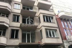 ბინა 78 კვ/მ - იურიევსკაია, Batumi, საქართველო