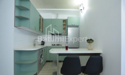 ბინა 40 კვ/მ - იურიევსკაია, Batumi, საქართველო