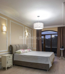 ბინა 140 კვ/მ - იურიევსკაია, Batumi, საქართველო