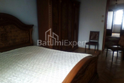 ბინა 70 კვ/მ - იურიევსკაია, Batumi, საქართველო
