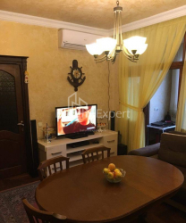 ბინა 70 კვ/მ - იურიევსკაია, Batumi, საქართველო