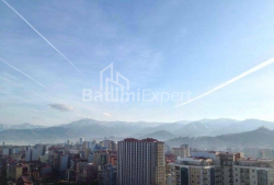 ბინა 86 კვ/მ - იურიევსკაია, Batumi, საქართველო
