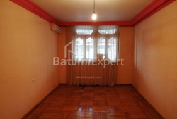 ბინა 90 კვ/მ - იურიევსკაია, Batumi, საქართველო