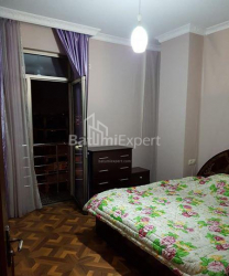 ბინა 75 კვ/მ - ვახტანგ გორგასალი, Batumi, საქართველო