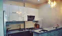 ბინა 67 კვ/მ - ექვთიმე თაყაიშვილი, Batumi, საქართველო