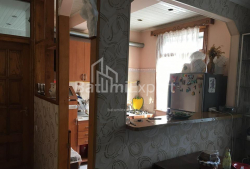 ბინა 90 კვ/მ - იურიევსკაია, Batumi, საქართველო