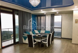 ბინა 87 კვ/მ - იურიევსკაია, Batumi, საქართველო