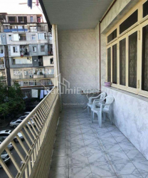 ბინა 160 კვ/მ - რუსთაველი, Batumi, საქართველო