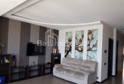 ბინა 128 კვ/მ - შერიფ ხიმშიაშვილი, Batumi, საქართველო
