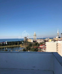 ბინა 5-ოთახი 234 კვ.მ - მეფე ფარნავაზ, Batumi