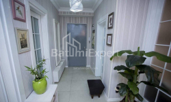 ბინა 120 კვ/მ - მეფე ფარნავაზ, Batumi, საქართველო