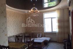 ბინა 74 კვ/მ - იურიევსკაია, Batumi, საქართველო