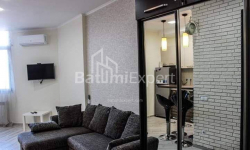 ბინა 35 კვ/მ - იურიევსკაია, Batumi, საქართველო