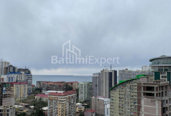 ბინა 56 კვ/მ - დავით აღმაშენებელი, Batumi, საქართველო
