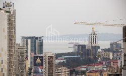 ბინა 73 კვ/მ - იურიევსკაია, Batumi, საქართველო