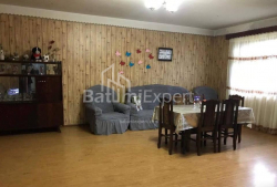 ბინა 140 კვ/მ - იურიევსკაია, Batumi, საქართველო