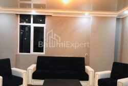 ბინა 2-ოთახი 60 კვ.მ - ნიკო ფიროსმანი, Batumi