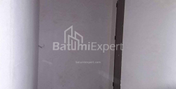 ბინა 4-ოთახი 78 კვ.მ - პეტრა ბაგრატიონი, Batumi