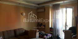 ბინა 2-ოთახი 71 კვ.მ - ზურაბა გორგილაძე, Batumi