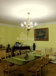 ბინა 135 კვ/მ - იურიევსკაია, Batumi, საქართველო