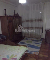 ბინა 80 კვ/მ - პეტრა მელიქიშვილი, Batumi, საქართველო