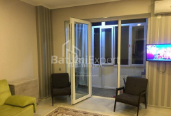 ბინა 87 კვ/მ - იურიევსკაია, Batumi, საქართველო