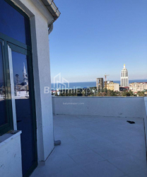 ბინა 245 კვ/მ - მეფე ფარნავაზ, Batumi, საქართველო