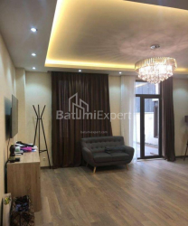 ბინა 110 კვ/მ - იურიევსკაია, Batumi, საქართველო