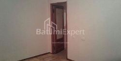 ბინა 110 კვ/მ - იურიევსკაია, Batumi, საქართველო
