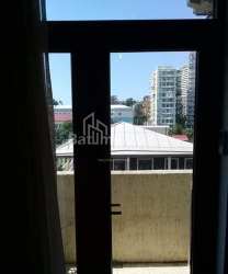 ბინა 50 კვ/მ - იურიევსკაია, Batumi, საქართველო