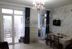 ბინა 88 კვ/მ - იურიევსკაია, Batumi, საქართველო