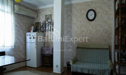 ბინა 90 კვ/მ - მეფე ფარნავაზ, Batumi, საქართველო