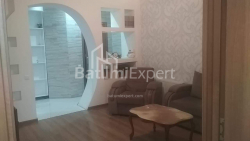ბინა 70 კვ/მ - შერიფ ხიმშიაშვილი, Batumi, საქართველო