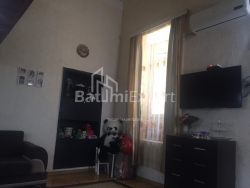 კერძო სახლი 80 კვ/მ - რუსთაველი, Batumi, საქართველო