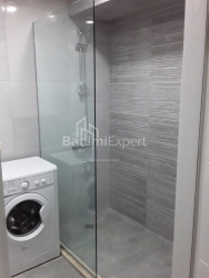 ბინა 30 კვ/მ - შერიფ ხიმშიაშვილი, Batumi, საქართველო