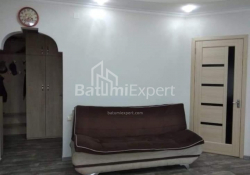 ბინა 74 კვ/მ - შალვა ინასარიძე, Batumi, საქართველო