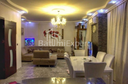 ბინა 4-ოთახი 120 კვ.მ - ილია ჭავჭავაძე, Batumi