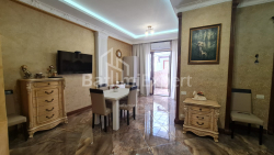 ბინა 90 კვ/მ - კონსტანტინე გამსახურდია, Batumi, საქართველო