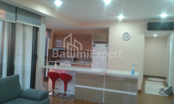 ბინა 90 კვ/მ - რუსთაველი, Batumi, საქართველო