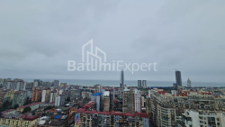 ბინა 100 კვ/მ - ექვთიმე თაყაიშვილი, Batumi, საქართველო