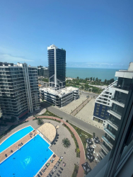 ბინა 74.8 კვ/მ - ლეხი და მარია კაჩინსკი, Batumi, საქართველო