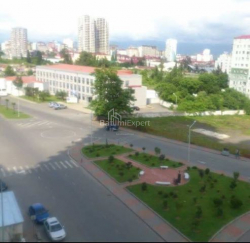 ბინა 3-ოთახი 70 კვ.მ - ნიკო ფიროსმანი, Batumi