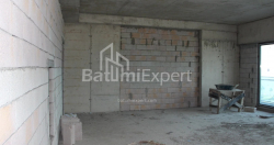 ბინა 1-ოთახი 75.6 კვ.მ - ლეხი და მარია კაჩინსკი, Batumi
