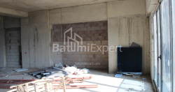 ბინა 1-ოთახი 172.5 კვ.მ - ლეხი და მარია კაჩინსკი, Batumi